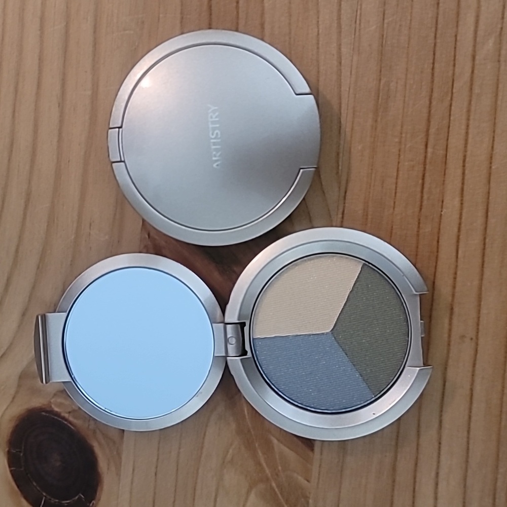 Vintage Amway Artistry colour concept eye shimmer